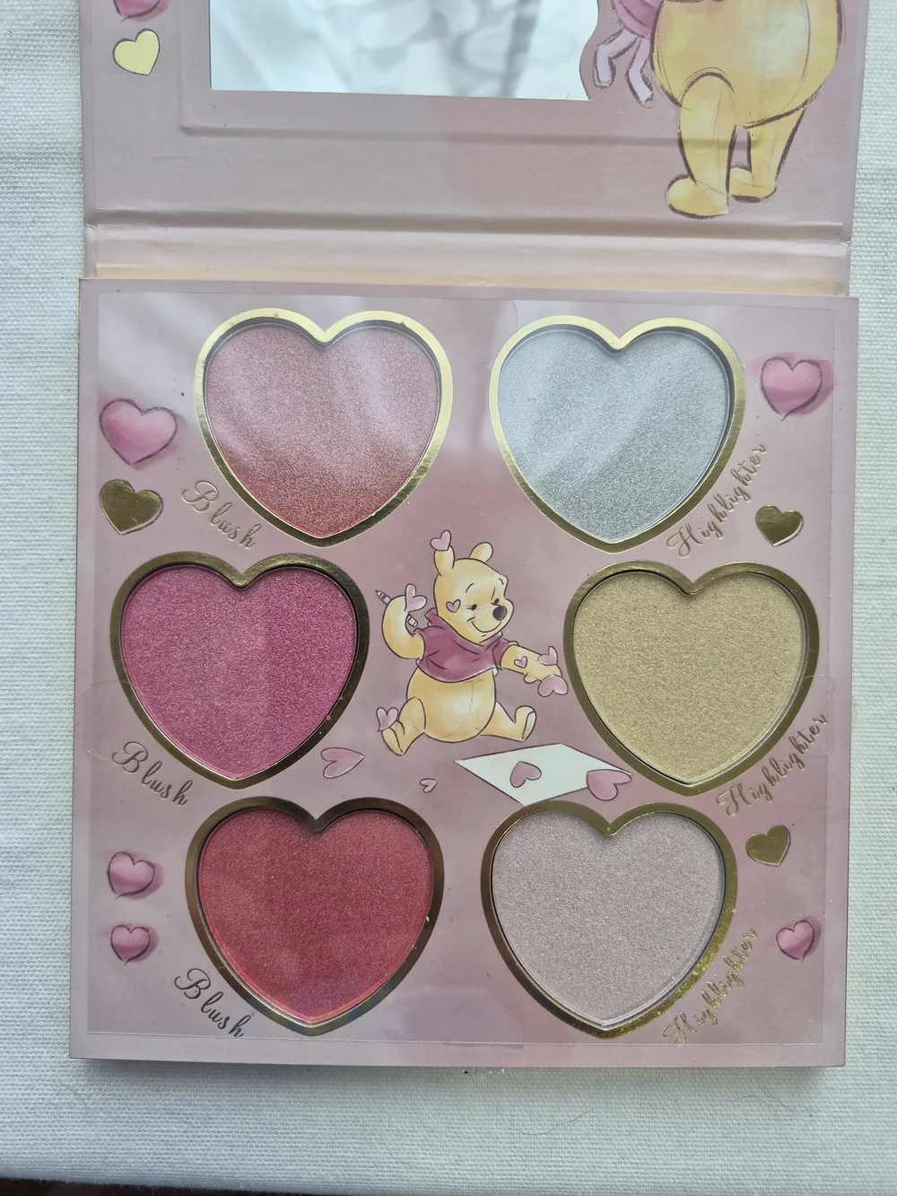 Disney's Winnie the Pooh Complexion Palette - Picture 4 of 6